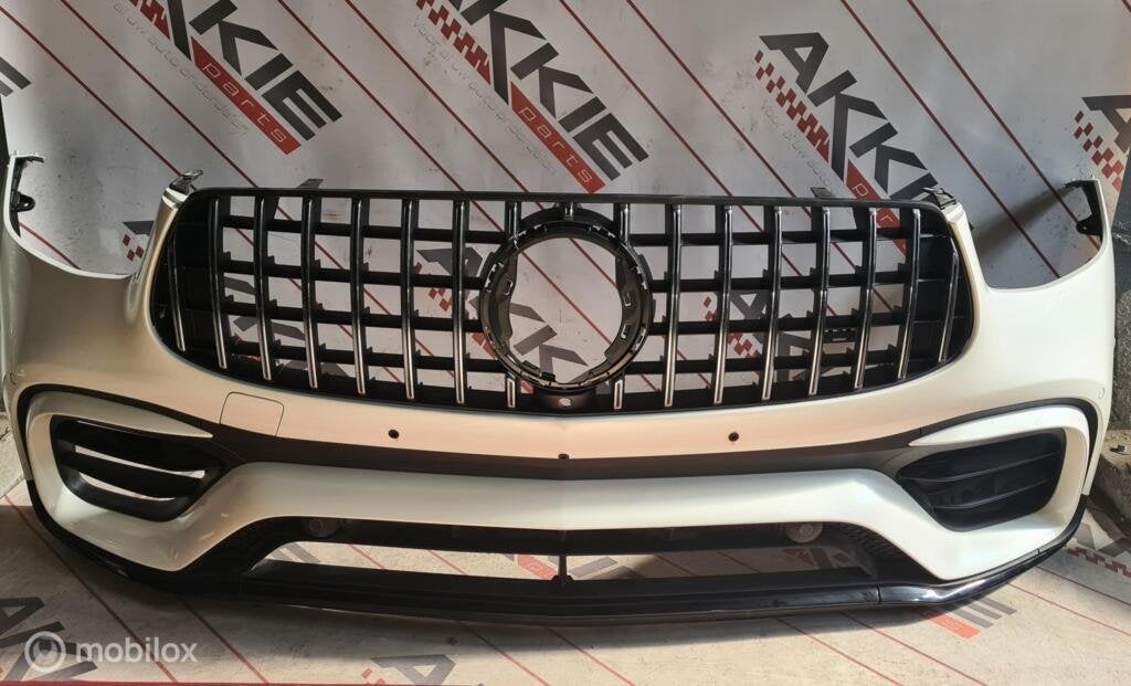 Mercedes GLC 63 AMG W253 X253 facelift Bumper voor wit, Gebruikt, Voor, Ophalen of Verzenden, Bumper