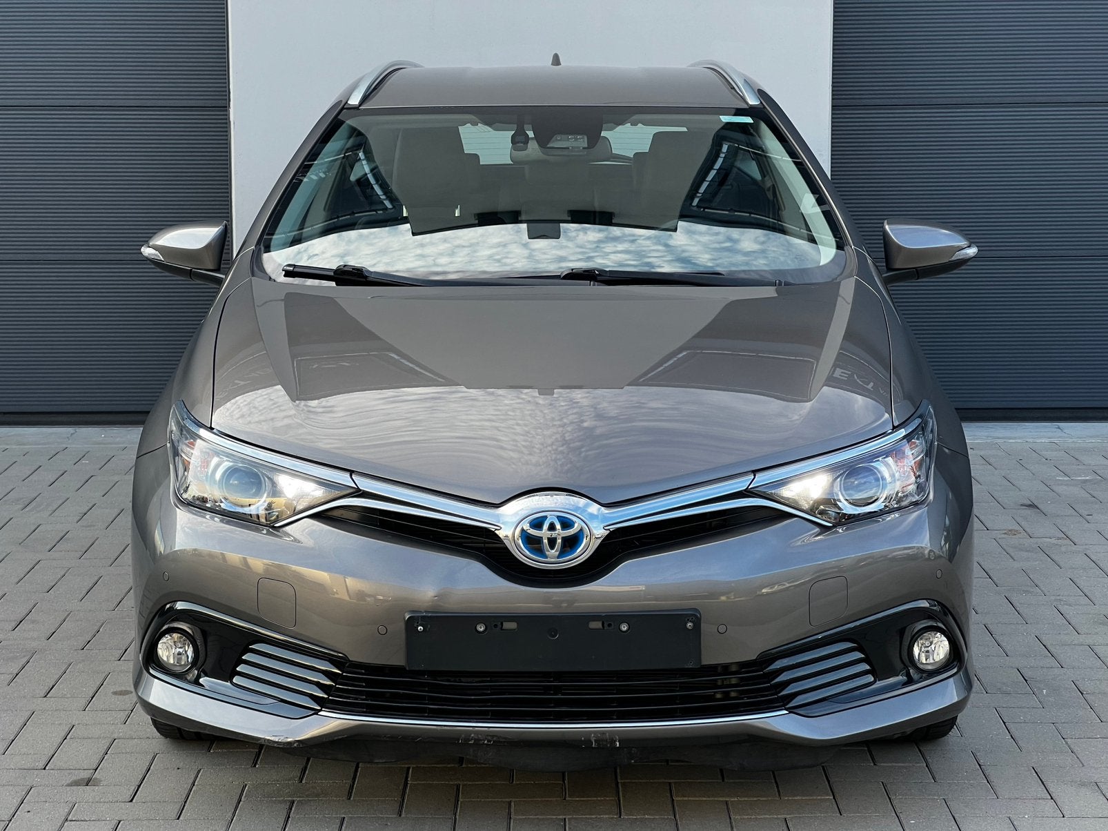 Toyota auris 1.8 hybride / 41.000 km / 2018 bj / gekeurd, Auto's, Toyota, 4 cilinders, Leder, Break, Hybride Elektrisch/Benzine