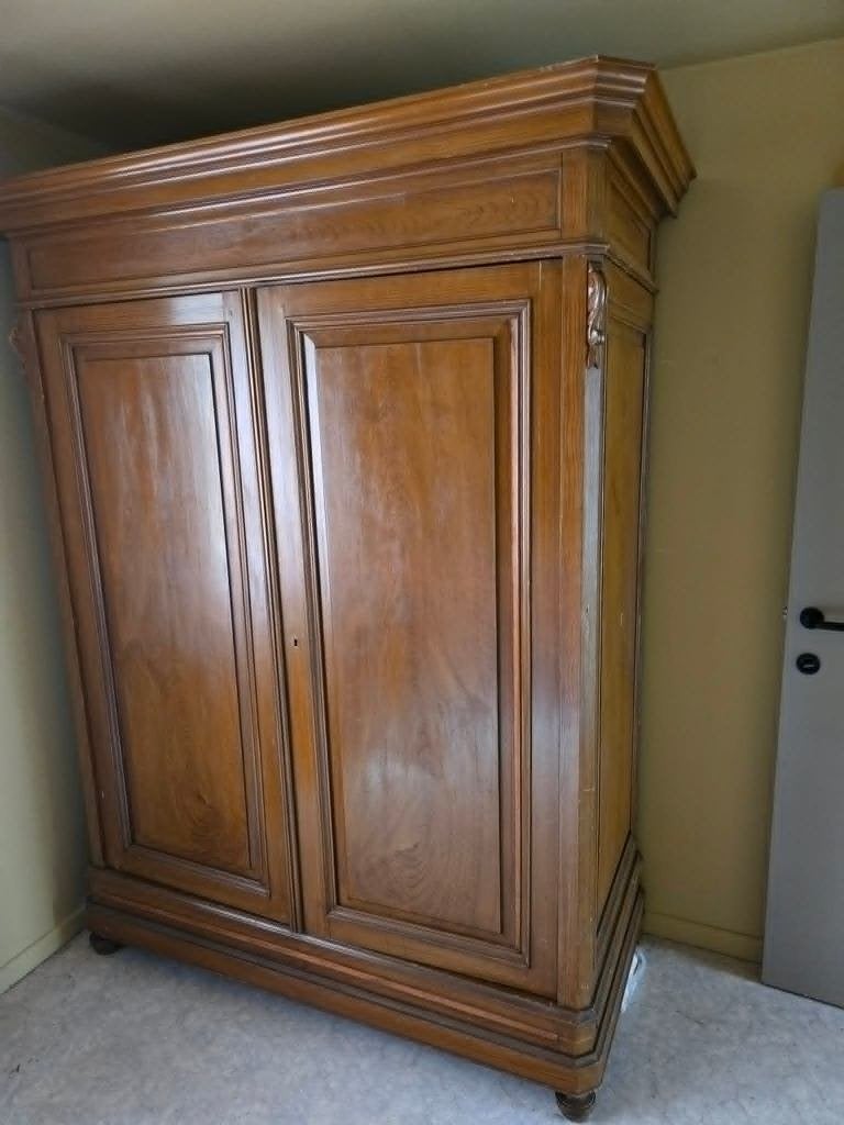 kast voor de Hall Louis philippe, Enlèvement, Louis philippe