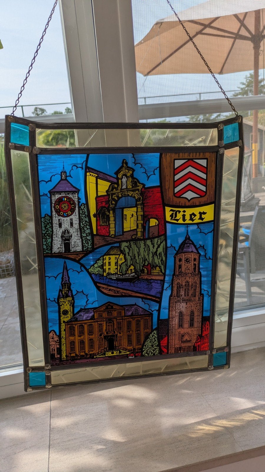 glasraam van de stad LIER, Ophalen