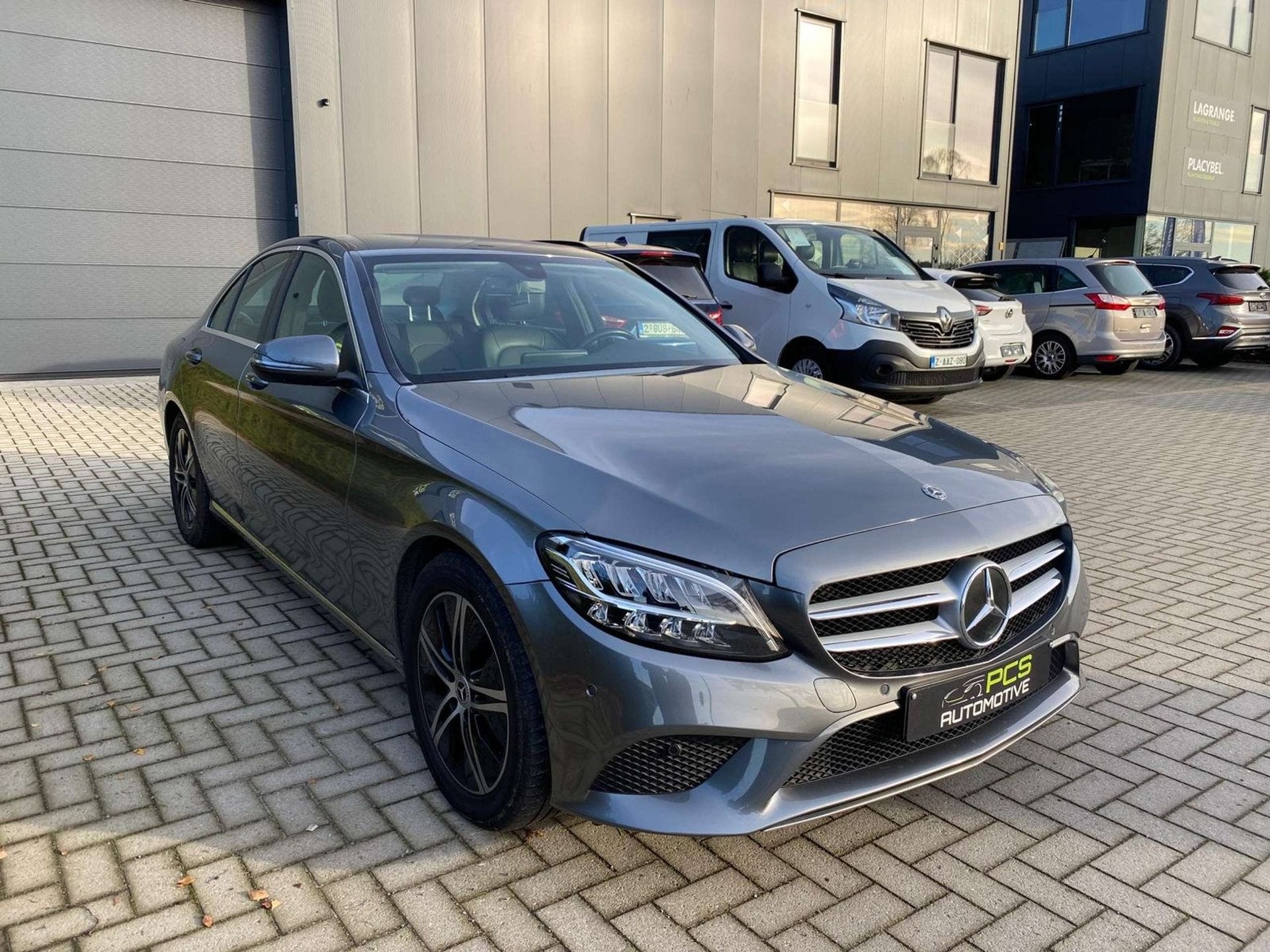 Mercedes-Benz C 180 Automaat / 1.6 Diesel / 100.000 km / 202, Auto's, 122 pk, Gebruikt, 4 cilinders, Bedrijf