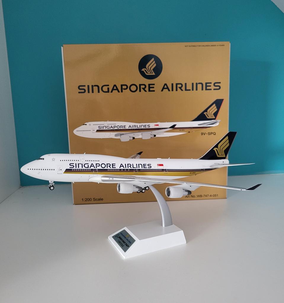 WB Models Singapore Airlines B747-400 1:200, Collections, Enlèvement ou Envoi, Neuf, Modèle réduit