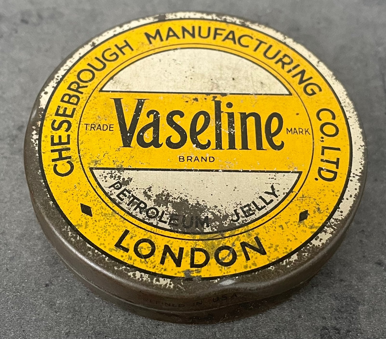 Britse vaseline blikje WO2, Ophalen of Verzenden