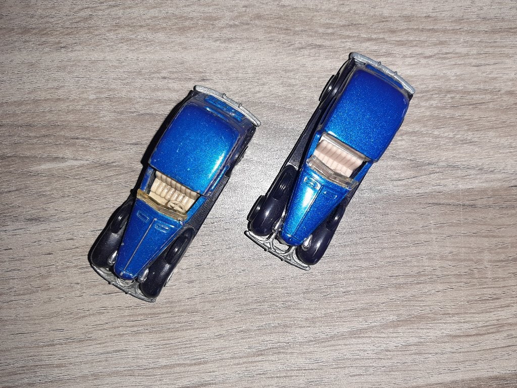 2x Hot Wheels 1935 Classic Caddy (verschillend), Ophalen of Verzenden, Gebruikt, Auto