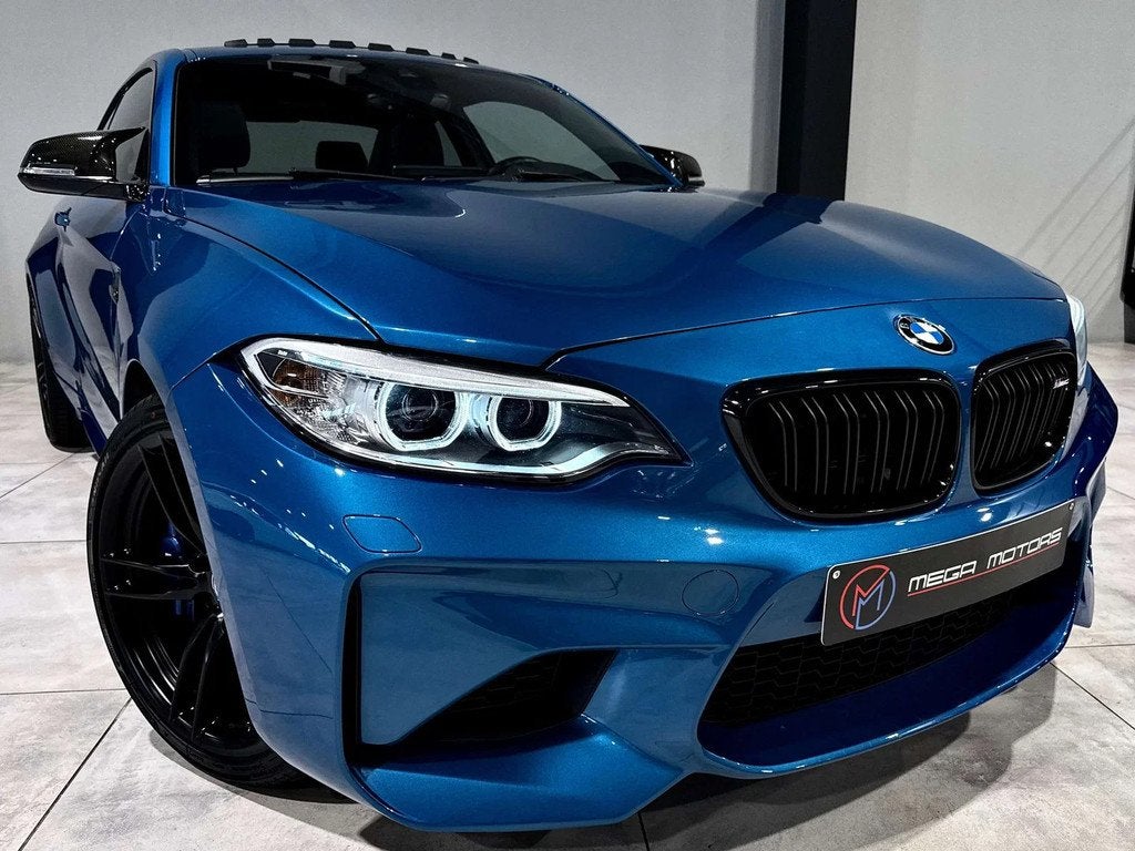 BMW M2 3.0i TURBO 370CV COUPE CARBON PACK" H&K BAUTO7 CARPLA, Auto's, BMW, 4 zetels, Gebruikt, 1595 kg, 2 Reeks