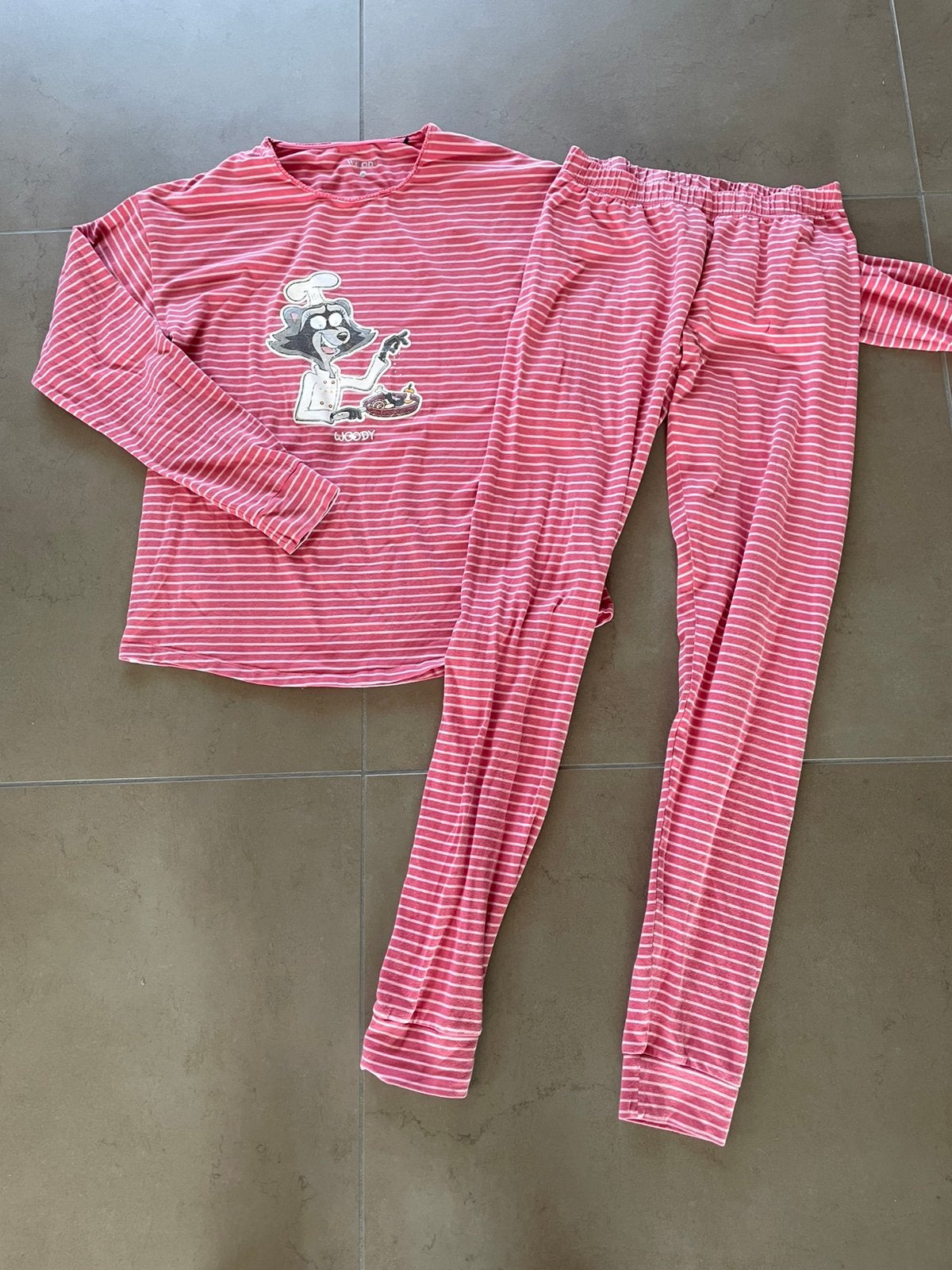 Woody pyjama, maat XS, degelijke staat!, Enlèvement ou Envoi, Porté, Taille 34 (XS) ou plus petite