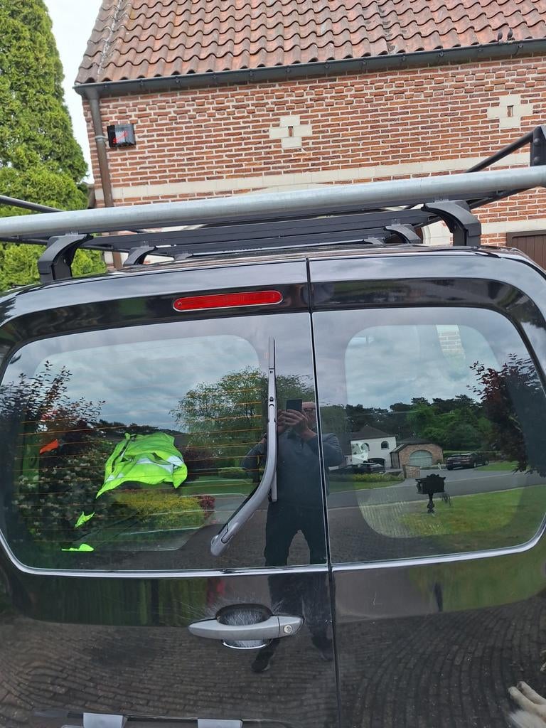 Citroen berlingo zwart bouwjaar 2017 km 132000, Auto's, Citroën, Te koop