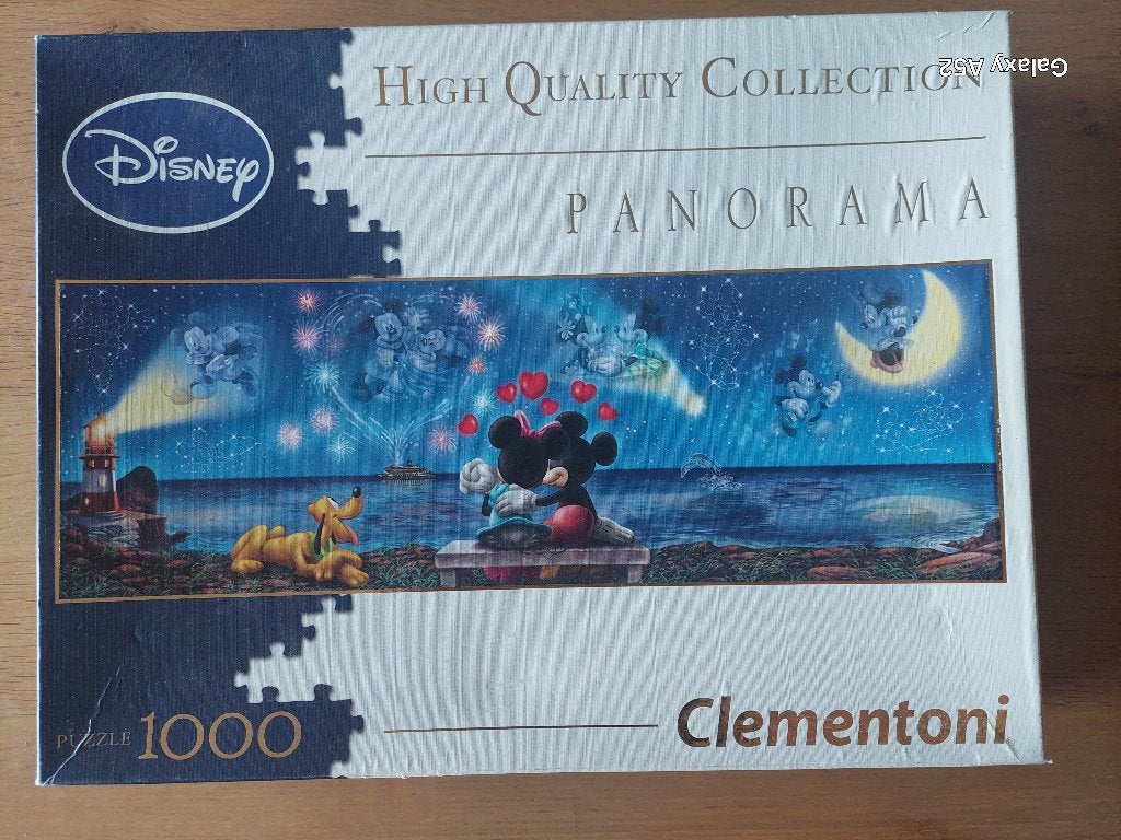 puzzel 1000 st - Clementoni Disney - Mickey & Minnie, Hobby en Vrije tijd, Ophalen of Verzenden, 500 t/m 1500 stukjes, Gebruikt
