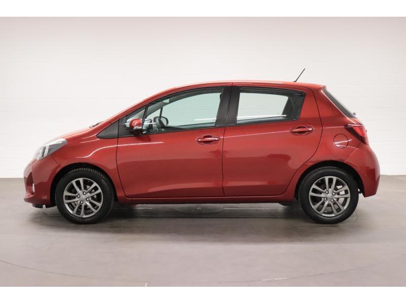 Toyota Yaris Life Toyota Yaris Life 1.3 Dual VVT-i 6 MT, Rouge, Euro 5, Achat, Boîte manuelle