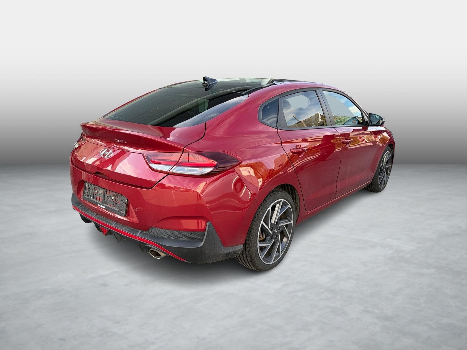 Hyundai i30 Fastback 1.5 T-GDi 118kW Sky N-Line DCT, Auto's, Hyundai, Stof, Gebruikt, 1302 kg, 4 cilinders
