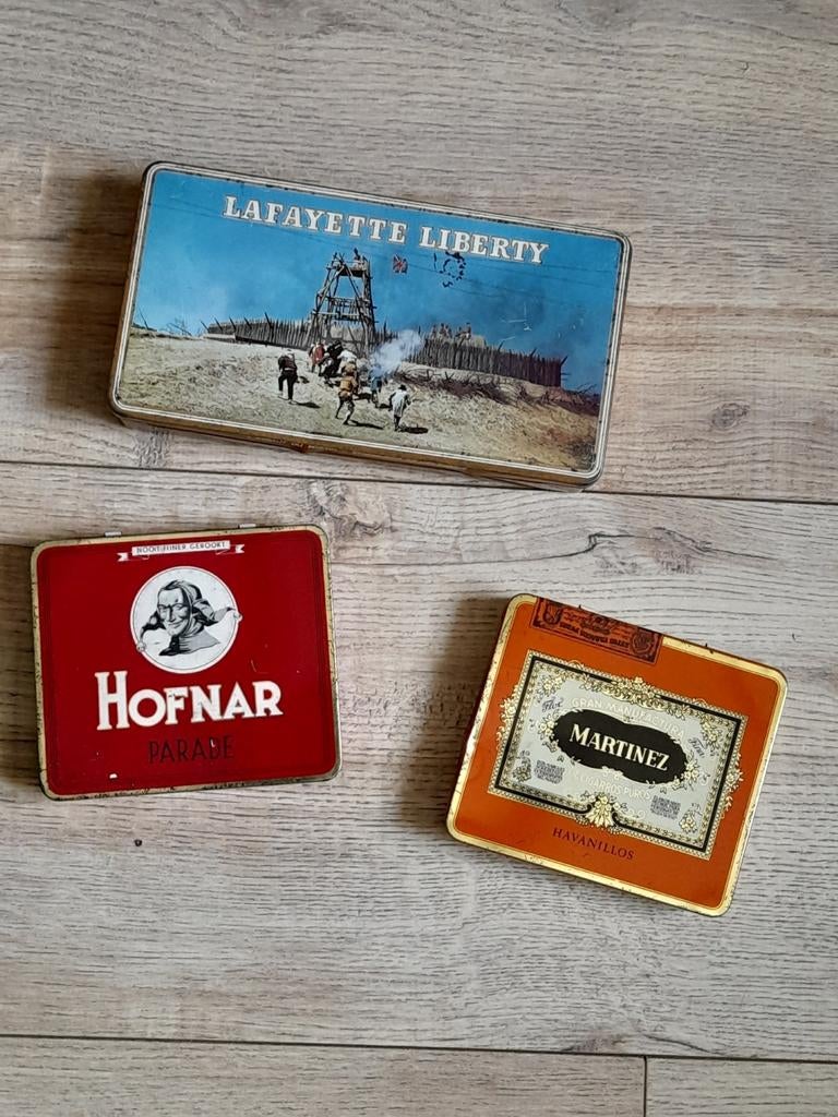 Vintage - Cigarillo-doosjes van Hofnar, Martinez en Lafayett, Verzamelen, Ophalen of Verzenden, Zo goed als nieuw, Tabaksdoos of Verpakking
