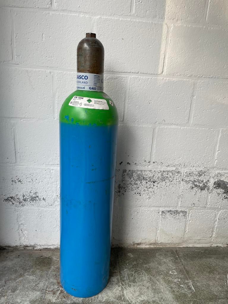 Bouteille Gasco Gaz Soudure Argon CO2 pour souder à la  semi, Bricolage & Construction, Outillage | Soudeuses, CO2, Enlèvement ou Envoi