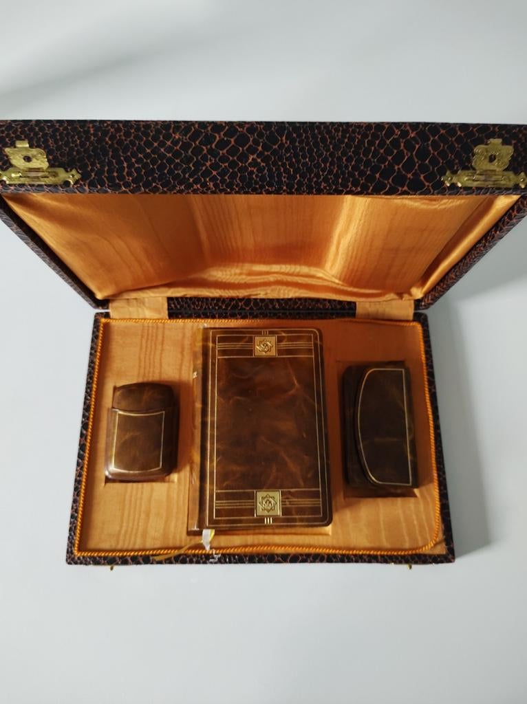 Mis en vesperboek 1937met paternoster en geldbeugel, Enlèvement ou Envoi