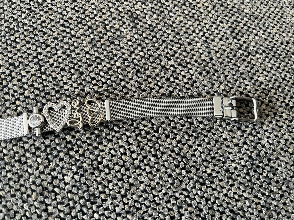 US POLO ASSN zilverkleurige armband gespsluiting NEW&TAGS❤️, Neuf, Avec bracelets à breloques ou perles, Acier, Enlèvement