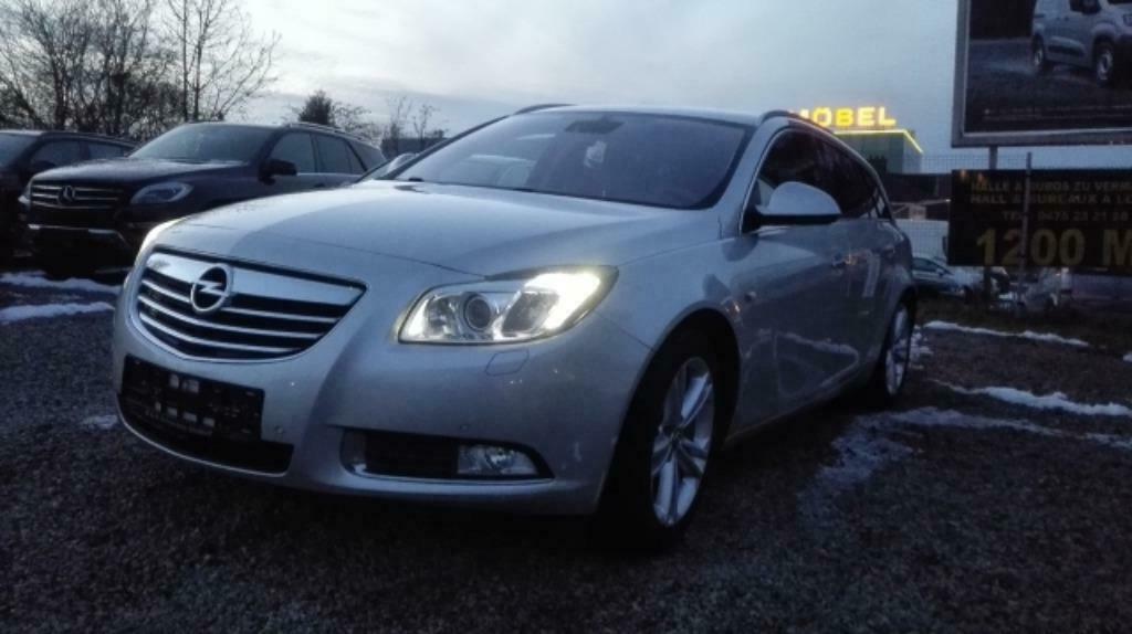 Opel Insignia 2.0 CDTi ecoFLEX Cosmo, Auto's, Monovolume, 1956 cc, Bedrijf, 97 kW