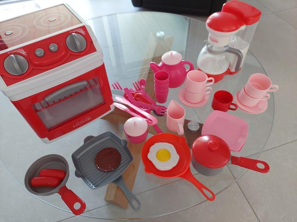 Ensemble cuisine, Enfants & Bébés, Jouets | Jouer aux cuisines, Enlèvement, Comme neuf