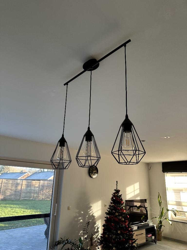 Moderne plafond lamp (hanglamp) van Eglo, 75 cm ou plus, Comme neuf, Enlèvement, Métal