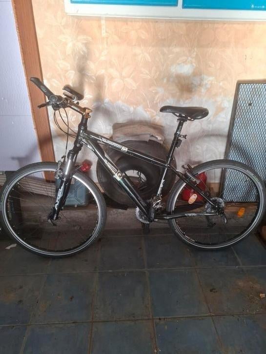 VTT, Fietsen en Brommers, Ophalen, Gebruikt