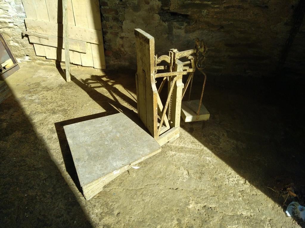 Très ancien pèse-grains, Ophalen, Gebruikt