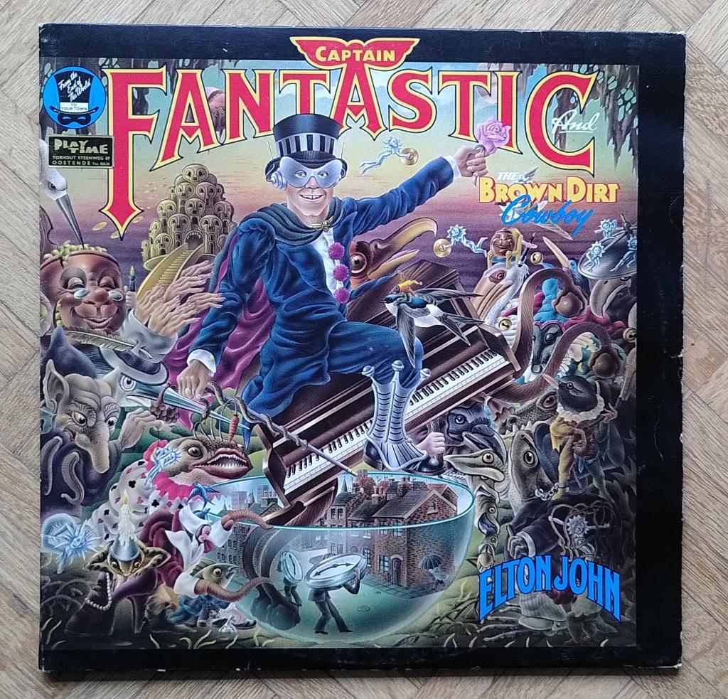 Elton John - Captain Fantastic (LP), Ophalen of Verzenden