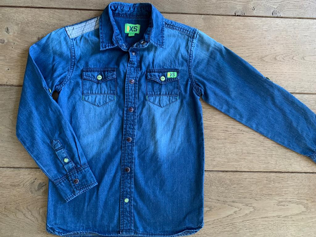 Jeanshemd XS maat 110/116 Nieuwstaat, Overhemd of Blouse, Zo goed als nieuw, Jongen, XS