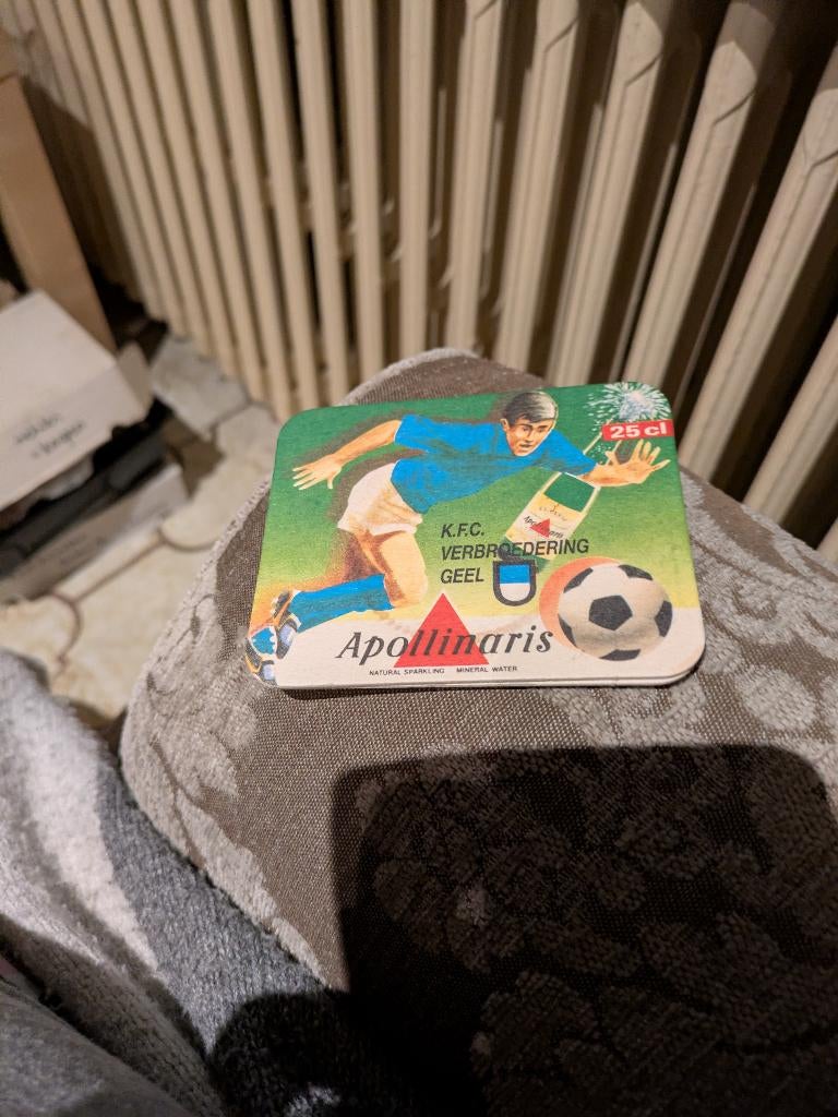 K.F.C. Verbroedering Geel, Ophalen of Verzenden, Zo goed als nieuw, Viltje(s)