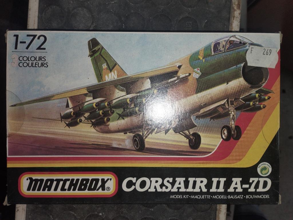 Vought A-7 Corsair II, Matchbox 40101, Overige merken, 1:72 tot 1:144, Nieuw, Ophalen of Verzenden
