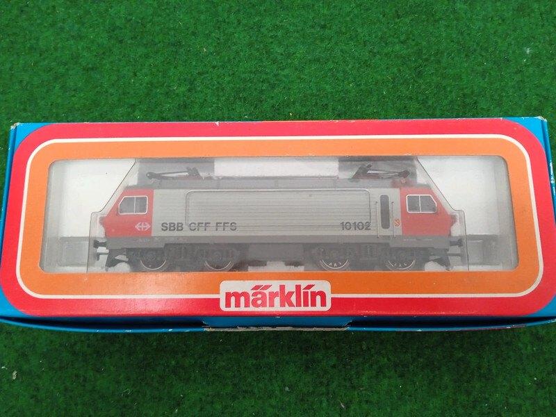 Märklin 3323 locomotive électrique 10102 CFF CFF FFS * AC *, Analogique, Enlèvement ou Envoi, Courant alternatif, Comme neuf