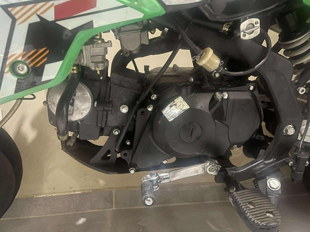 Moto 125cc Bosuer met 7000 km klaar om te worden gelintieerd, Motoren, 125 cc, 11 kW of minder, Bosuer, Sport