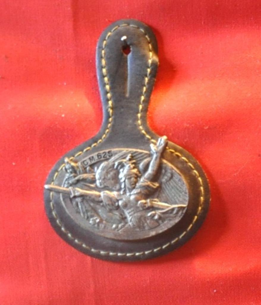 pucelle francaise cm 625 centre mobilisateur unité dissoute, Collections, Enlèvement ou Envoi, Armée de terre, Emblème ou Badge