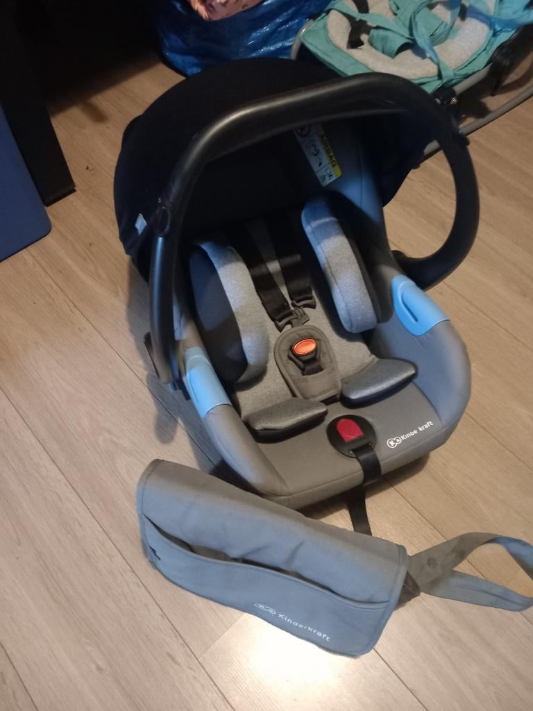 Maxi cosy + bijpassende tas, Ophalen of Verzenden, Zo goed als nieuw