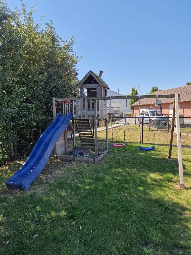 Speeltoestel met schommel en glijbaan Wickey, Kinderen en Baby's, Speelgoed | Buiten | Speeltoestellen, Ophalen, Gebruikt, Schommel