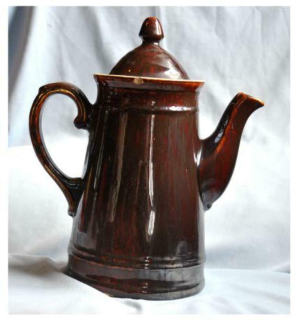 §cafetière ancienne brune, Antiquités & Art, Enlèvement ou Envoi