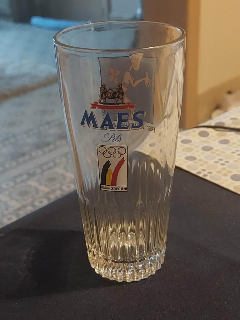 Bierglas / Maes Pils / Fred Deburghgraeve /Atlanta 1996 O.S., Envoi, Comme neuf, Verre à bière