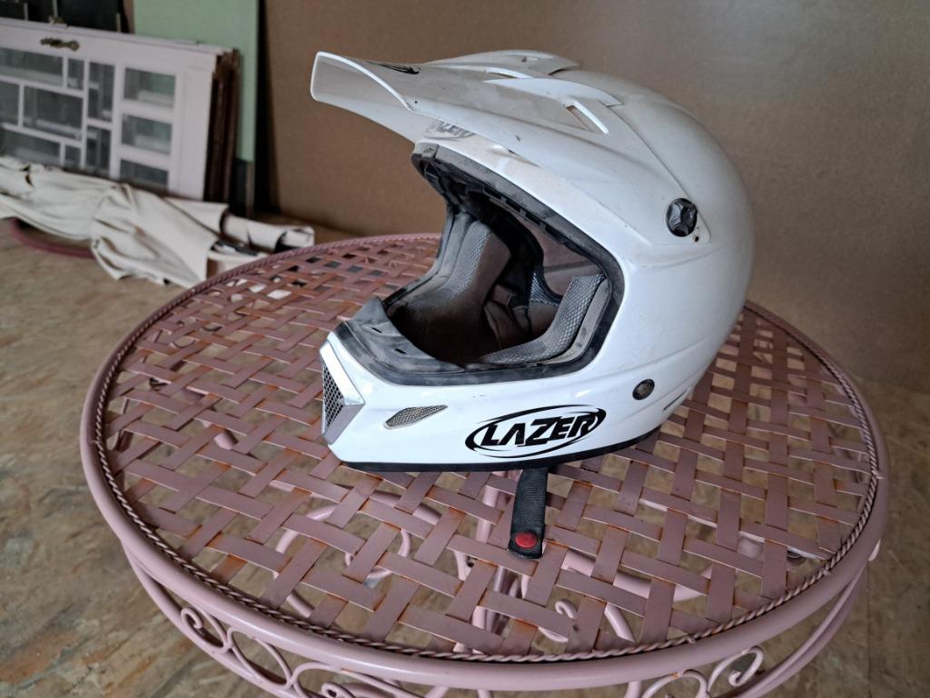 Casque de moto Lazer de petite taille, Enlèvement, Lazer