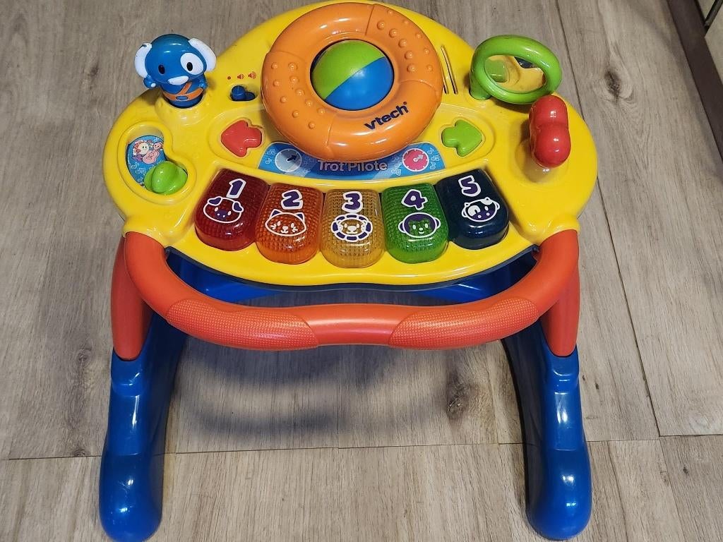 table d'éveil V.Tech, Enfants & Bébés, Enlèvement, Utilisé, 6 mois à 2 ans