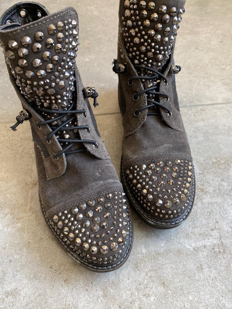 Damesschoen Alma en Pena maat 38, Kleding | Dames, Schoenen, Ophalen of Verzenden, Zo goed als nieuw, Lage of Enkellaarzen