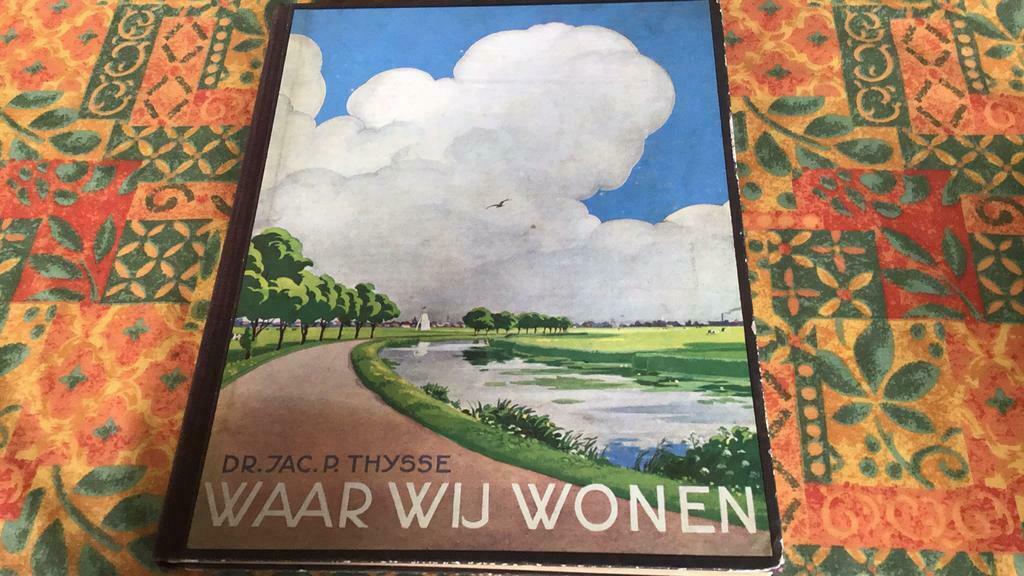 Waar wij wonen (w2), Ophalen of Verzenden, Gelezen, Prentenboek
