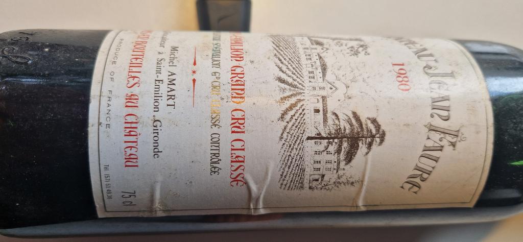 St Emilion 1980, Collections, Enlèvement, Comme neuf