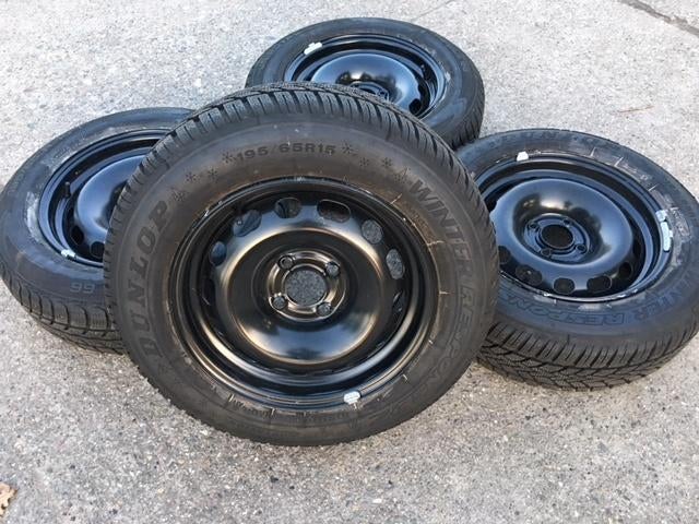 WINTERBANDEN OP VELG*BERLINGO/PARTNER!, Ophalen, Bestelwagen, 15 inch, Winterbanden