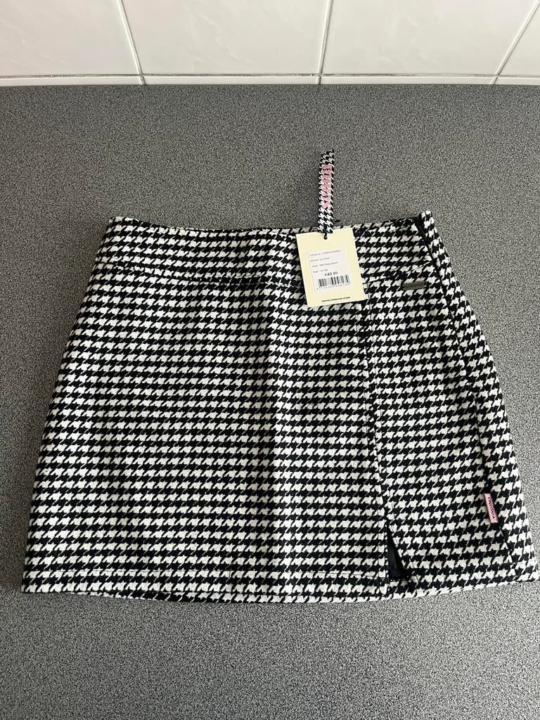 Vingino x Senna Bellod rok Qilana zwart - maat 164, Enfants & Bébés, Vêtements enfant | Taille 164, Neuf, Robe ou Jupe, Enlèvement ou Envoi