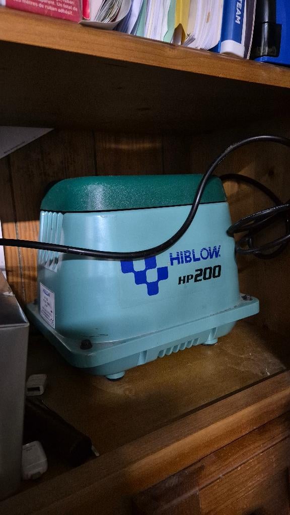 Luchtpomp vijver hi blow 200, Tuin en Terras, Vijver-toebehoren, Ophalen, Gebruikt, Vijverpomp
