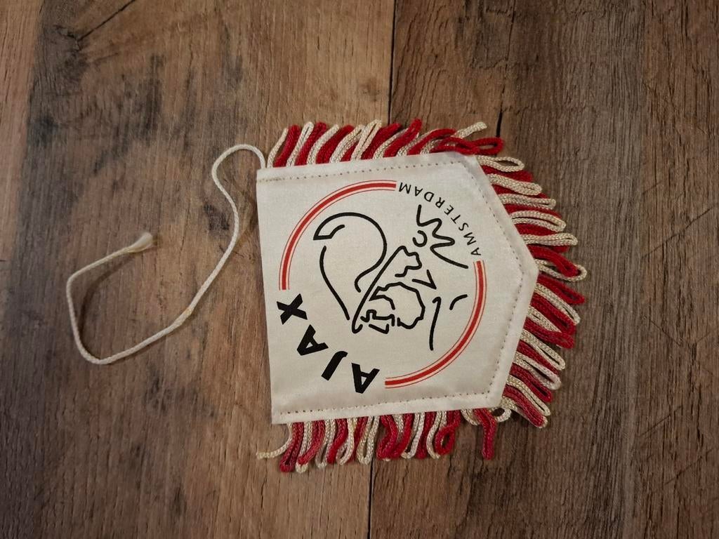 Vaandel : Ajax, Verzenden