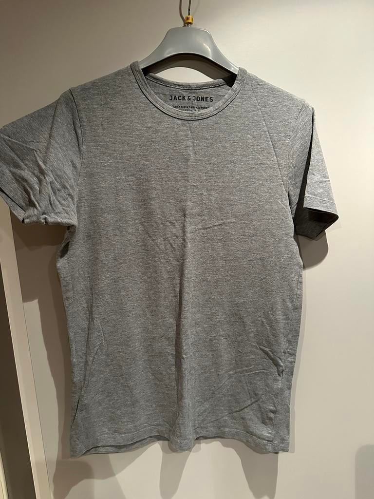 A vendre t-shirt Jack & Jones, Vêtements | Hommes, T-shirts, Gris, Enlèvement ou Envoi, Comme neuf, Taille 46 (S) ou plus petite