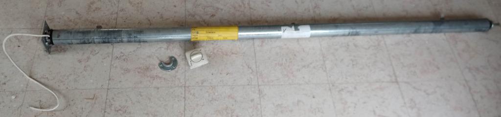 moteur de volet Winsol  + axe de 201 cm, Bricolage & Construction, Volets, Enlèvement, Utilisé, 200 cm ou plus, 200 cm ou plus