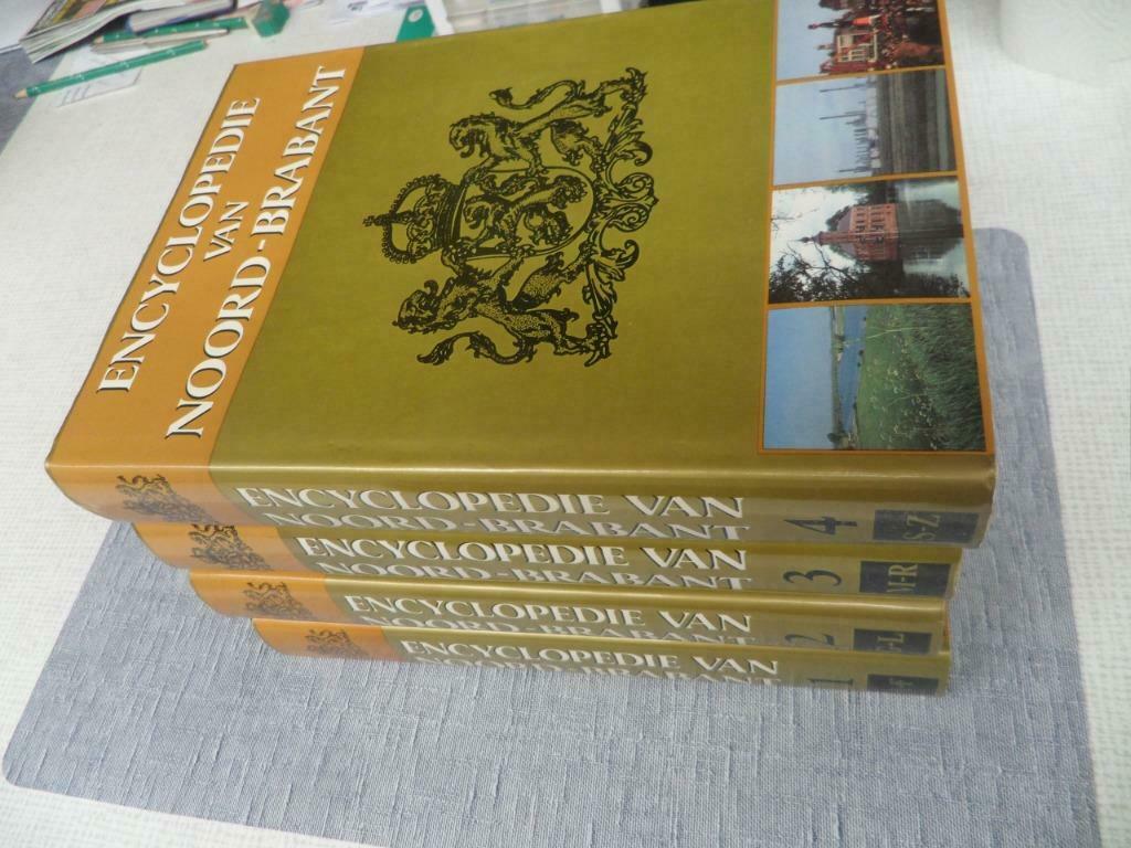 4 delige reeks encyclopedie van Noord Brabant, Enlèvement ou Envoi, Comme neuf