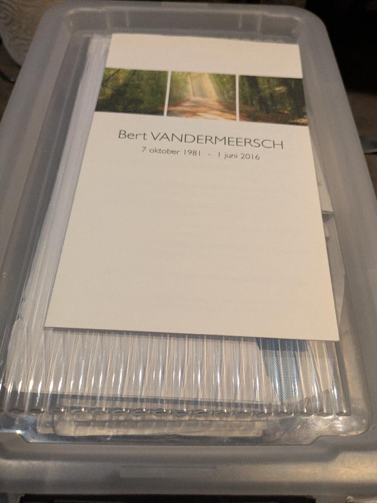 Bert Vandermeersch rouwkaart, Verzamelen, Bidprentjes en Rouwkaarten, Ophalen of Verzenden, Rouwkaart