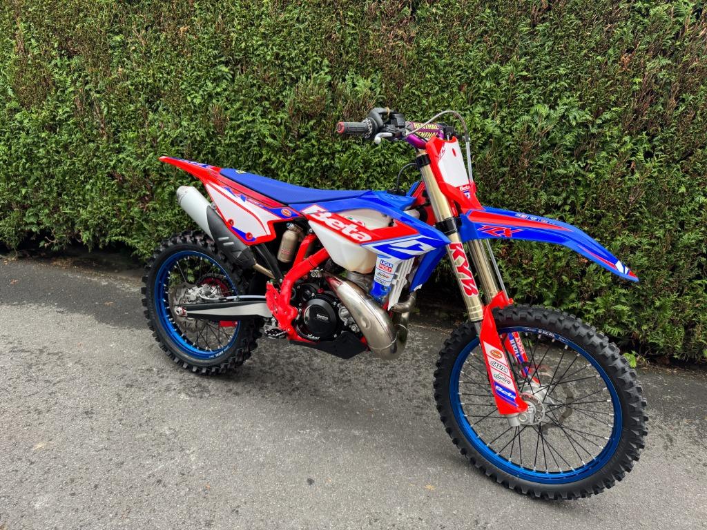 Beta - RX300, Motos, 300 cm³, Entreprise, Jusqu'à 11 kW, Moto de cross