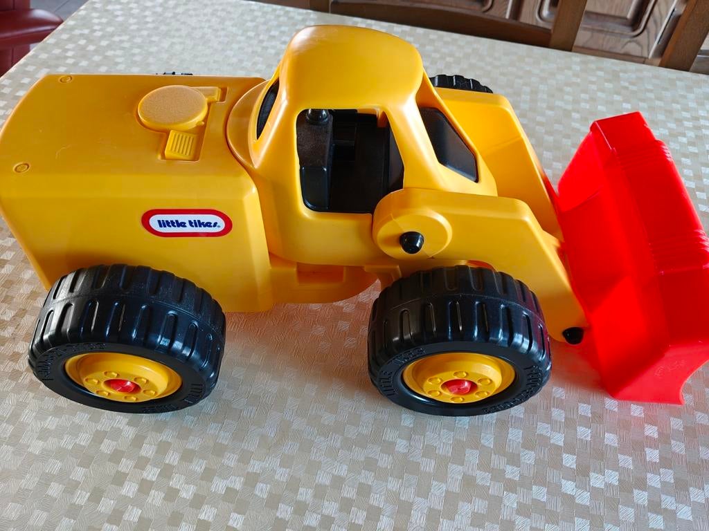 Un petit bulldozer, c'est un gros. Parfait état., Enlèvement, Comme neuf