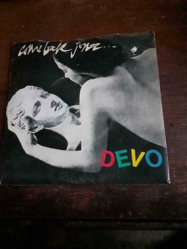 45T Devo : Come back Jonee (GRIJS vinyl), Ophalen of Verzenden